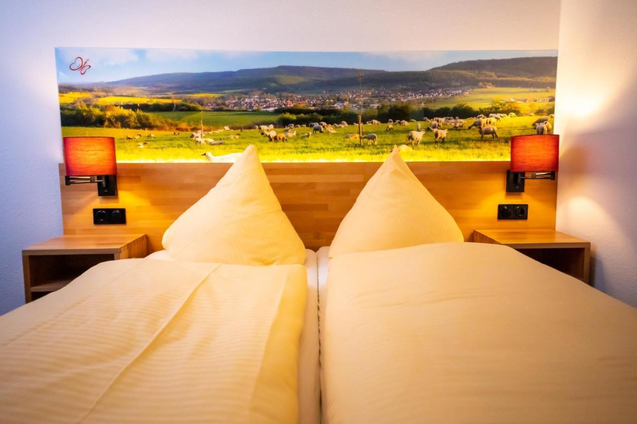 Wohlfuehlhotel Im Schlosspark - Self Checkin Willebadessen Exteriör bild